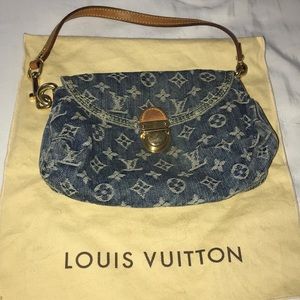 Louis Vuitton jean purse